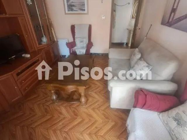 Piso en alquiler en Calle de los Guerrilleros