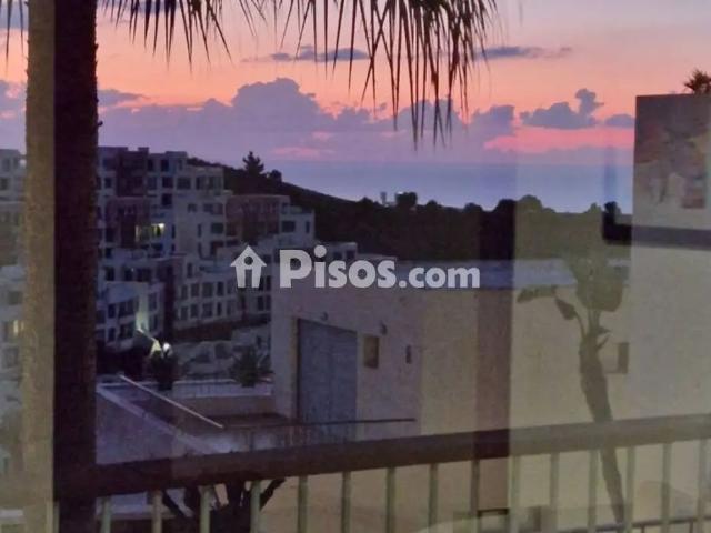 Piso en alquiler en Calle de los Monteros
