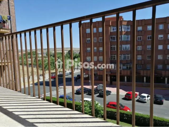Piso en alquiler en Calle de los Molinos, 6
