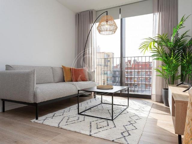 Piso en alquiler en calle De Lope de Vega, Barcelona, de 54 m² 2 habitaciones por 2.000