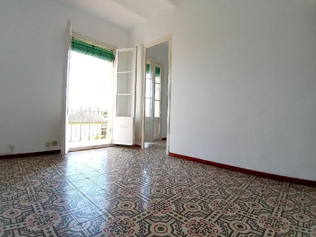 Piso en alquiler en calle De Pujades, Barcelona, de 54 m² 3 habitaciones por 950 €