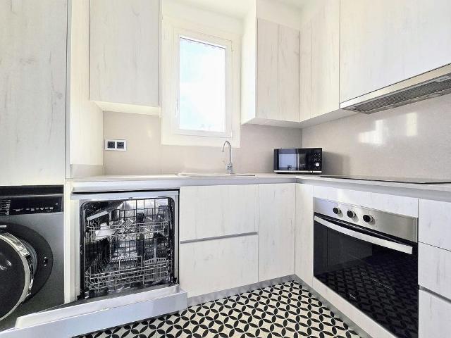 Piso en alquiler en calle De Padilla, Barcelona, de 87 m² 3 habitaciones por 1.800