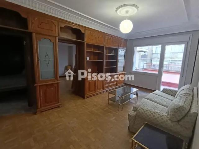 Piso en alquiler en Calle de Paulina Harriet