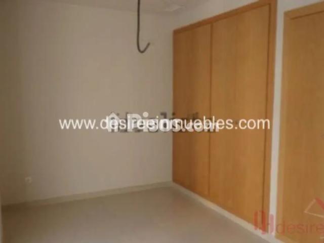 Piso en alquiler en Calle de Pedro Aleixandre