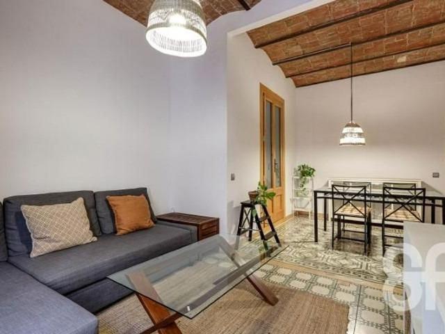 Piso en alquiler en calle De Provença, Barcelona, de 48 m² 2 habitaciones por 1.393