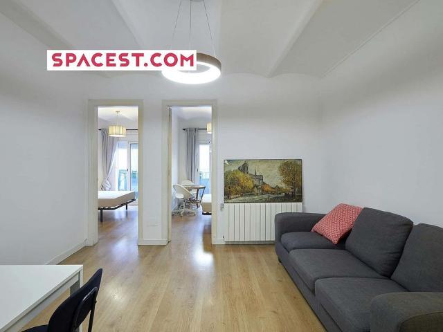 Piso en alquiler en calle De Provença, Barcelona, de 71 m² 3 habitaciones por 1.790
