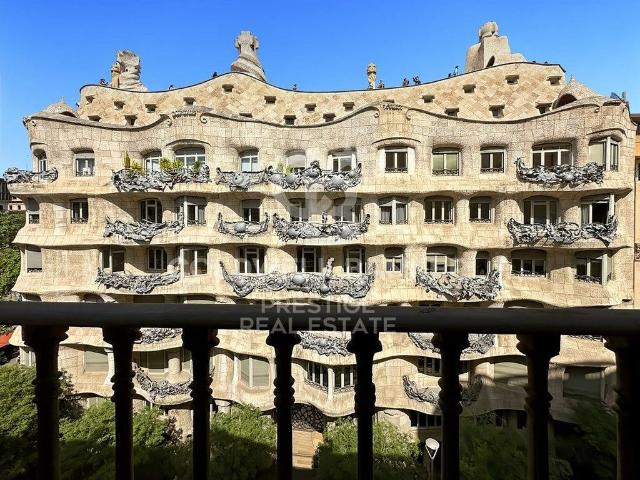 Piso en alquiler en calle De Provença, Barcelona, de 117 m² 3 habitaciones por 2.755