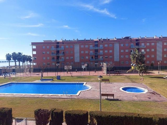 Piso en alquiler en calle De Rafael Casanova, Cubelles, de 75 m² 3 habitaciones por 1.000 €
