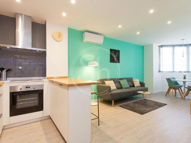 Piso en alquiler en calle De Rocafort, Barcelona, de 45 m² 1 habitación por 1.395