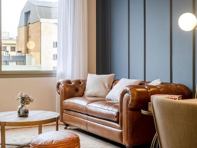 Piso en alquiler en calle De Roger de Llúria, Barcelona, de 59 m² 1 habitación por 2.800
