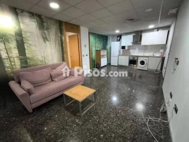 Piso en alquiler en Calle de Saavedra Fajardo