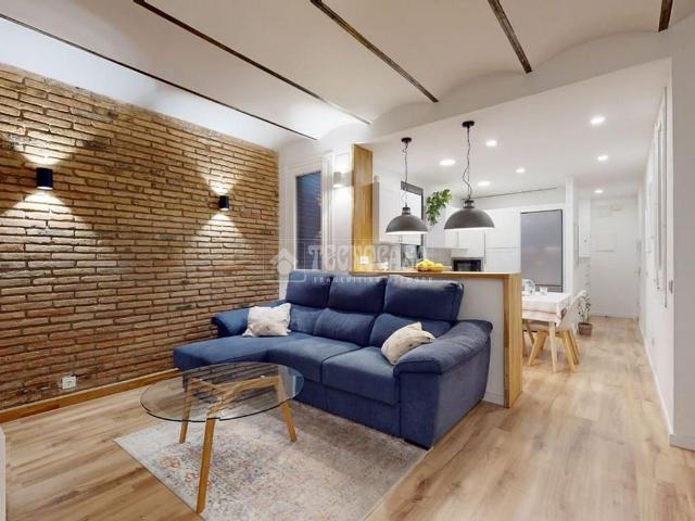 Piso en alquiler en calle De Sant Antoni Maria Claret, Barcelona, de 48 m² 1 habitación por 1.135