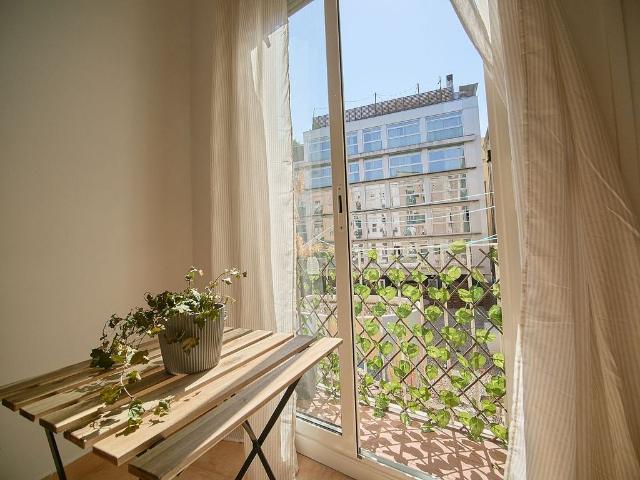 Piso en alquiler en calle De Sant Bertran, Barcelona, de 47 m² 1 habitación por 1.100