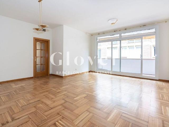 Piso en alquiler en calle De Sant Màrius, Barcelona, de 100 m² 4 habitaciones por 2.249