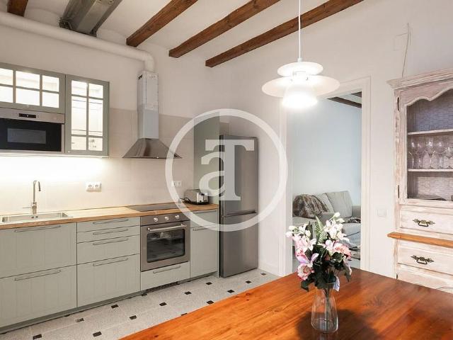 Piso en alquiler en calle De Sant Pau, Barcelona, de 85 m² 3 habitaciones por 1.795