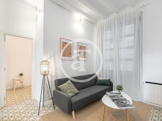 Piso en alquiler en calle De Sant Pere Mitjà, Barcelona, de 52 m² 2 habitaciones por 1.050