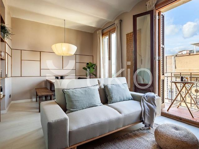 Piso en alquiler en calle De Santa Rosa, Barcelona, de 50 m² 1 habitación por 1.945