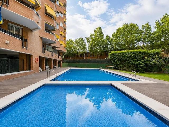 Piso en alquiler en calle De Santiago Rusiñol, Premià de Mar, de 145 m² 4 habitaciones por 1.853