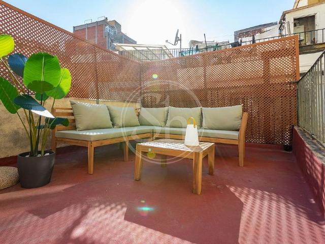 Piso en alquiler en calle De Sants, Barcelona, de 78 m² 3 habitaciones por 1.845