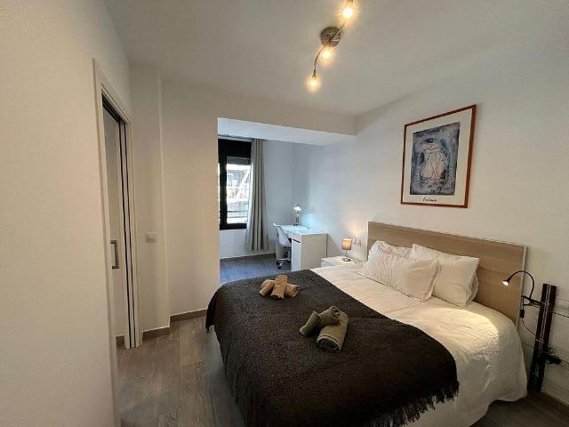 Piso en alquiler en calle De Sardenya, Barcelona, de 50 m² 1 habitación por 1.600 €