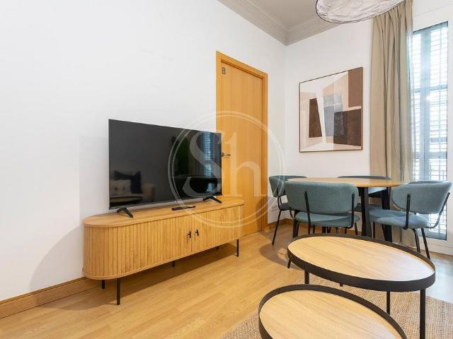 Piso en alquiler en calle De Sardenya, Barcelona, de 54 m² 2 habitaciones por 1.700