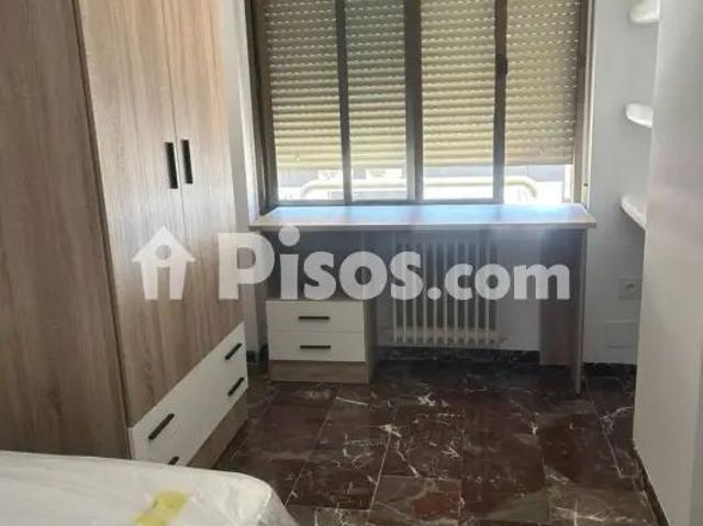 Piso en alquiler en Calle de Sefarad, 40