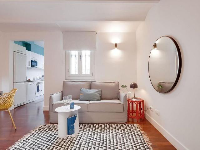 Piso en alquiler en calle De Sepúlveda, Barcelona, de 45 m² 1 habitación por 3.806