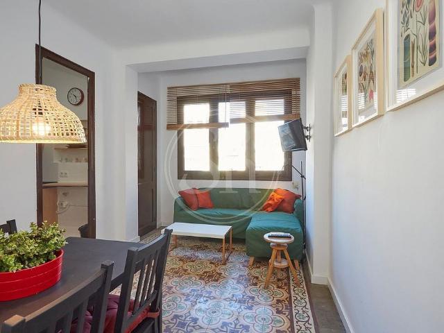 Piso en alquiler en calle De Sepúlveda, Barcelona, de 52 m² 2 habitaciones por 1.250