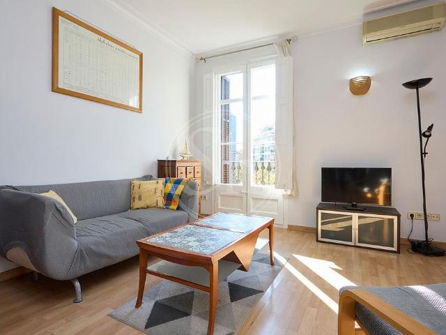 Piso en alquiler en calle De Sepúlveda, Barcelona, de 60 m² 2 habitaciones por 1.695