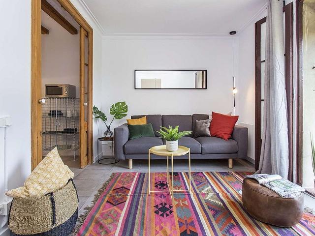 Piso en alquiler en calle De Sepúlveda, Barcelona, de 60 m² 2 habitaciones por 1.900