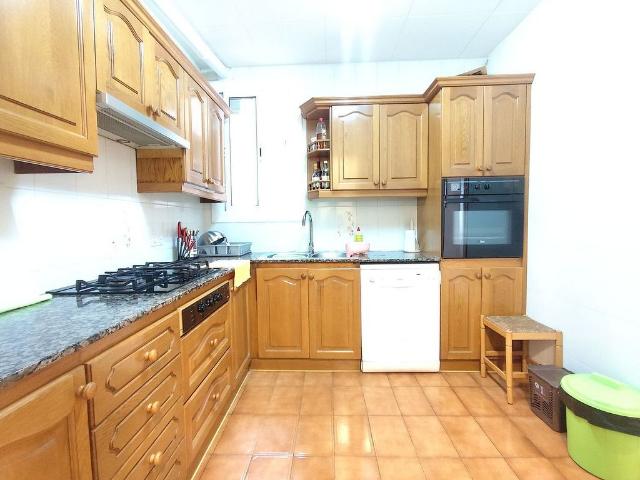 Piso en alquiler en calle De Sicília, Barcelona, de 95 m² 3 habitaciones por 2.200