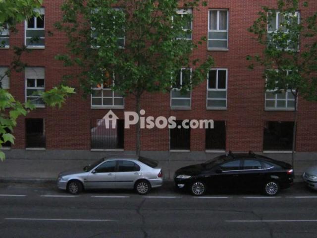 Piso en alquiler en Calle de Silvano, cerca de Calle de Haendel
