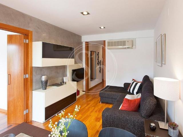 Piso en alquiler en calle De Tamarit, Barcelona, de 59 m² 2 habitaciones por 1.650
