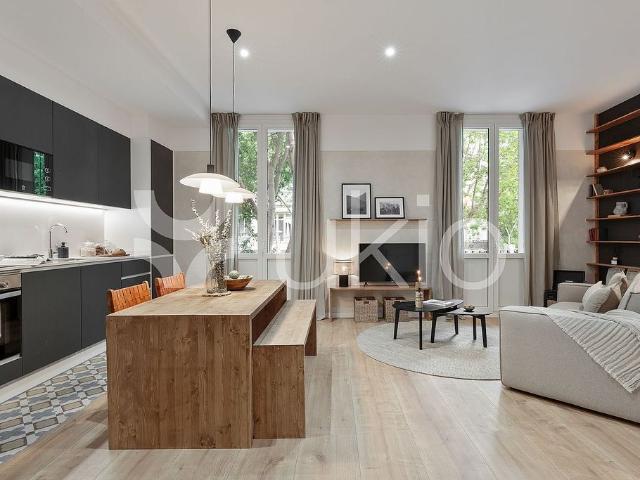 Piso en alquiler en calle De Tamarit, Barcelona, de 76 m² 2 habitaciones por 2.730