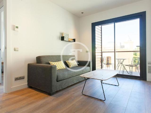 Piso en alquiler en calle De Ticià, Barcelona, de 70 m² 2 habitaciones por 1.690