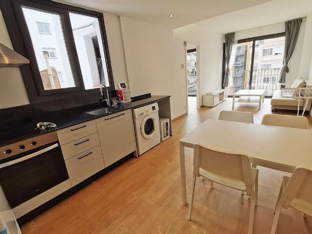 Piso en alquiler en calle De València, Barcelona, de 42 m² 1 habitación por 1.350