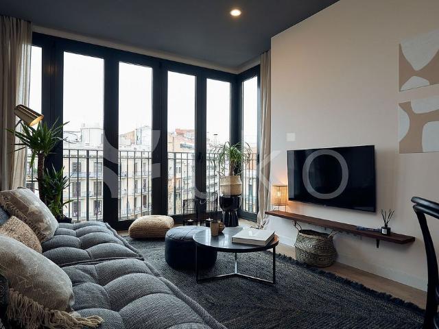 Piso en alquiler en calle De València, Barcelona, de 70 m² 2 habitaciones por 2.675
