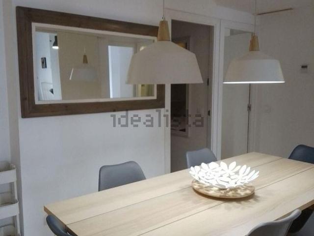 Piso en alquiler en calle De València, Barcelona, de 95 m² 4 habitaciones por 2.300