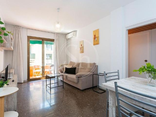 Piso en alquiler en calle De Vallhonrat, Barcelona, de 72 m² 4 habitaciones por 1.800