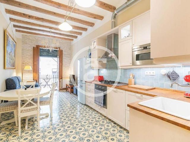 Piso en alquiler en calle De Verdi, Barcelona, de 80 m² 2 habitaciones por 1.990