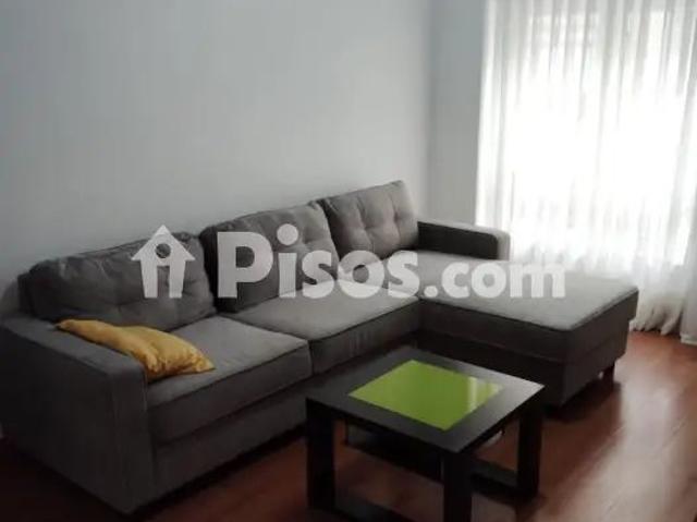 Piso en alquiler en Calle de Víctor Sáenz