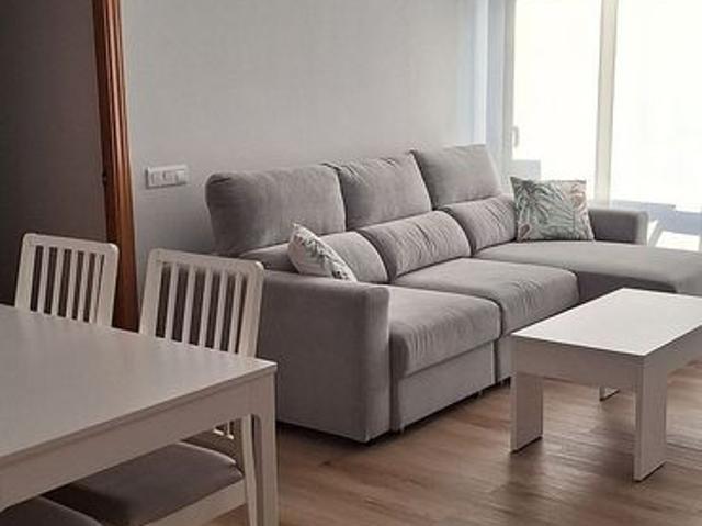 Piso en alquiler en calle De Vinyols, Montbrió del Camp, de 82 m² 3 habitaciones por 750