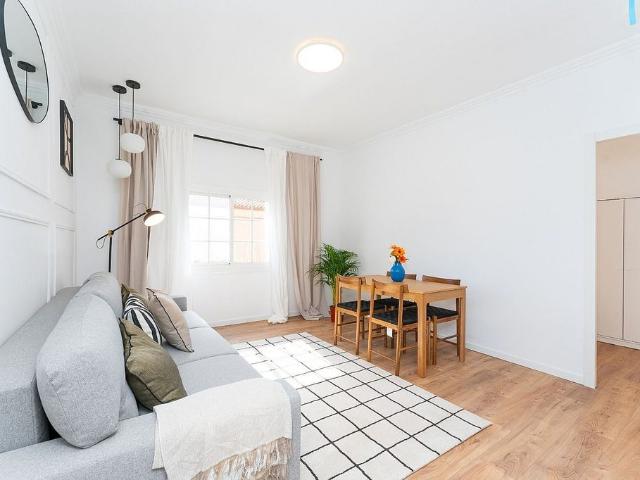 Piso en alquiler en calle Del Telègraf, Barcelona, de 69 m² 3 habitaciones por 2.100