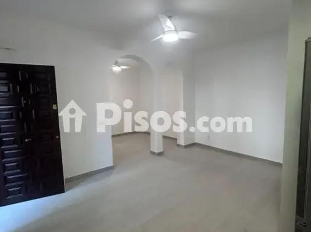 Piso en alquiler en Calle del Barco