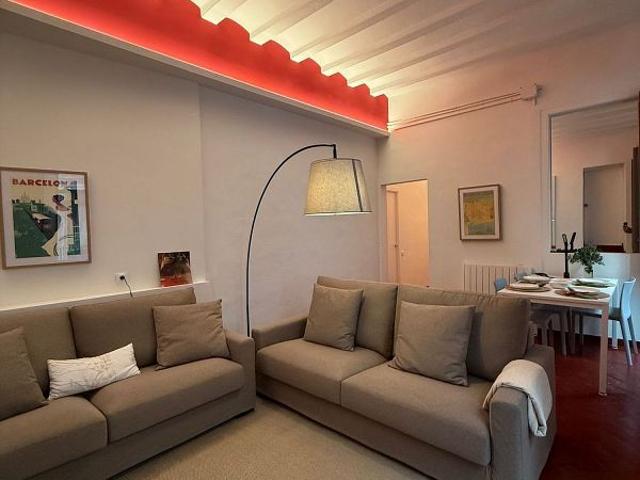 Piso en alquiler en calle Del Brosolí, Barcelona, de 105 m² 2 habitaciones por 1.500