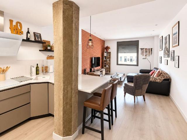 Piso en alquiler en calle Del Bruc, Barcelona, de 80 m² 2 habitaciones por 1.950