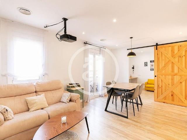 Piso en alquiler en calle Del Canigó, Barcelona, de 60 m² 1 habitación por 1.200