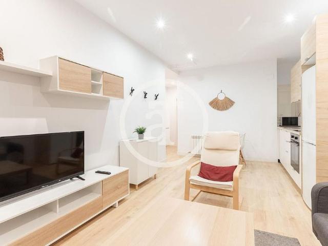 Piso en alquiler en calle Del Comte Borrell, Barcelona, de 65 m² 1 habitación por 1.999
