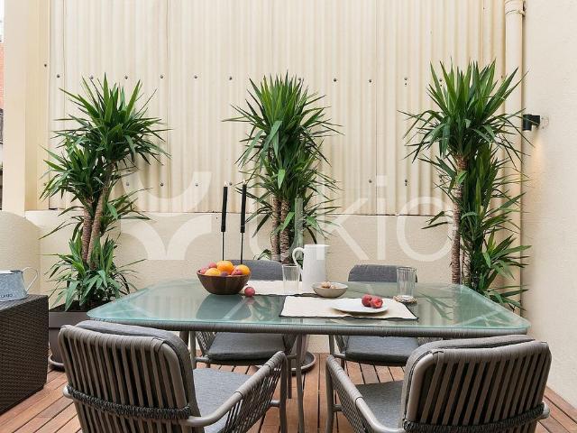 Piso en alquiler en calle Del Congost, Barcelona, de 80 m² 2 habitaciones por 2.665