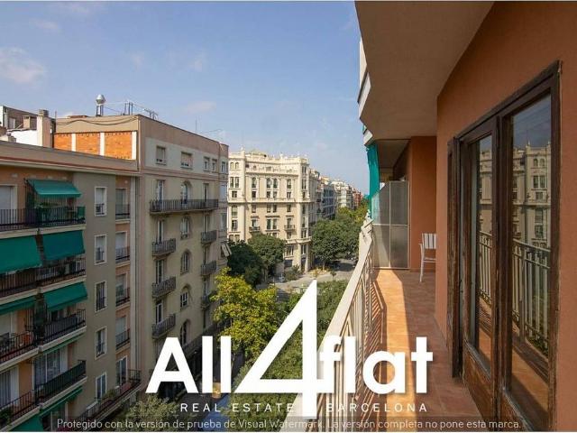 Piso en alquiler en calle Del Consell de Cent, Barcelona, de 134 m² 4 habitaciones por 2.399